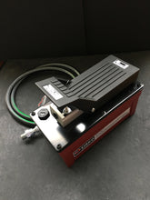Load image into Gallery viewer, EZ Breaker Hydraulic Roller Chain Breaker Base Unit with Air Hydraulic Pump and Hose
