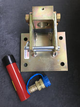 Load image into Gallery viewer, EZ Breaker Hydraulic Roller Chain Breaker Base Unit with Air Hydraulic Pump and Hose